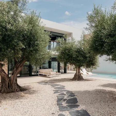 Holiday home Grand With Pool *