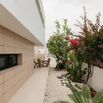 Grand With Pool Tatil Evi