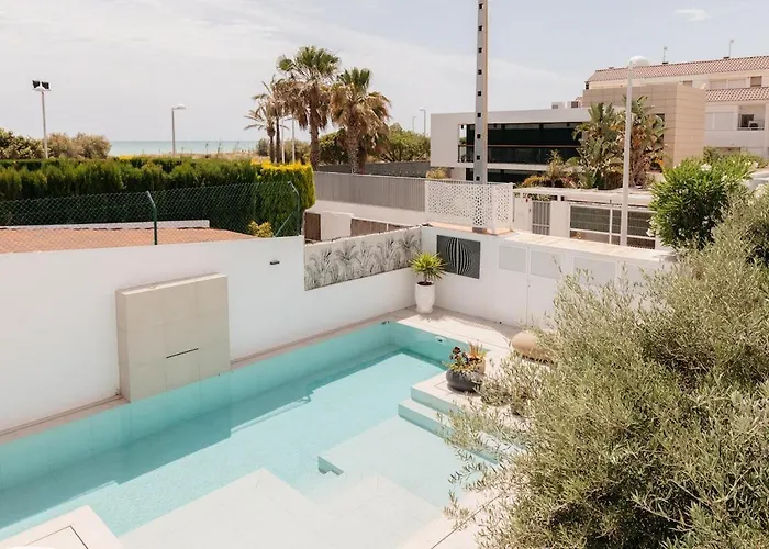 Grand With Pool * סגונטו
