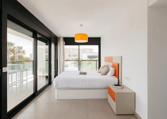 בית נופש Grand With Pool *